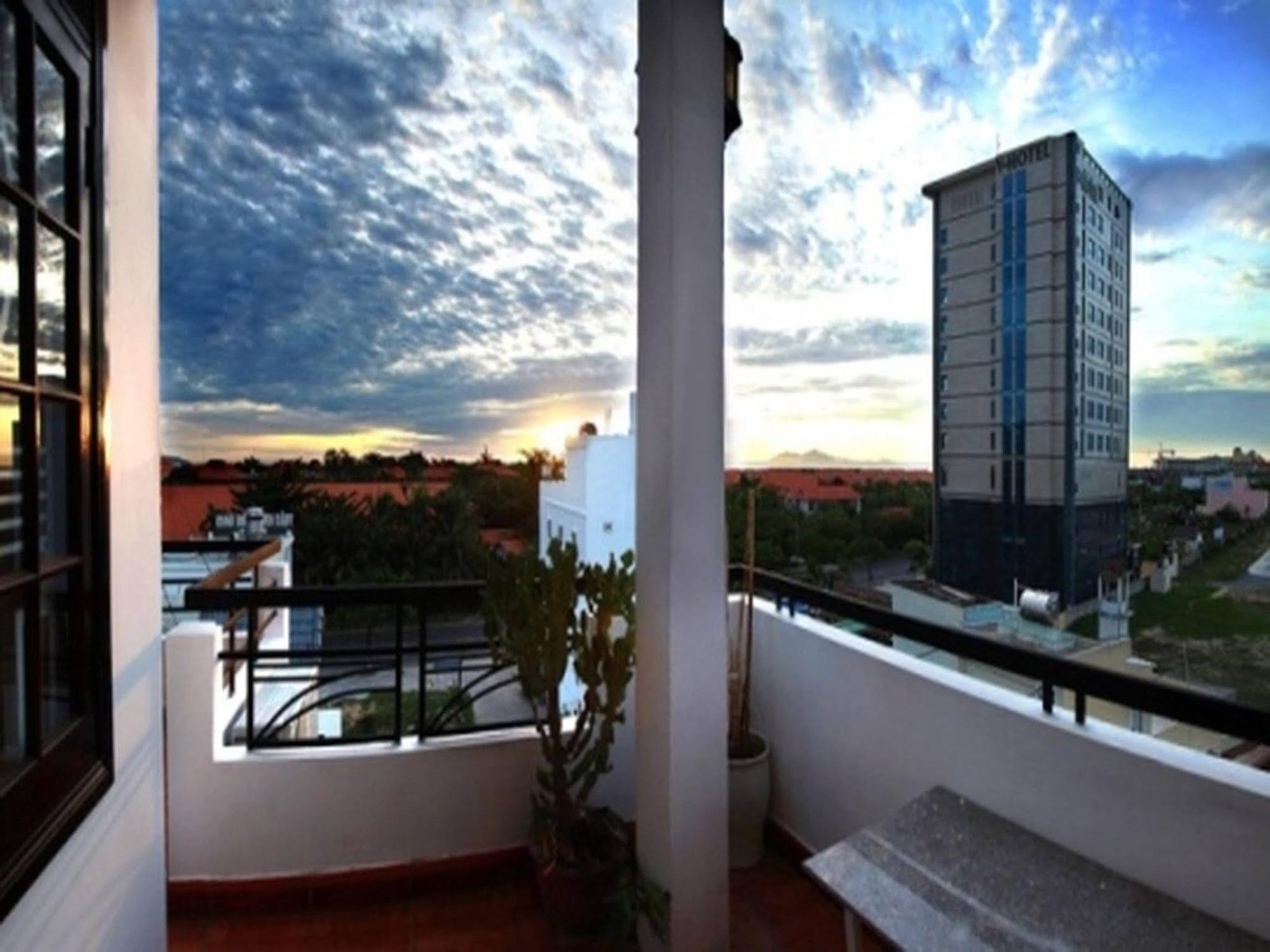 Vnbeach Hotel Da Nang Bagian luar foto